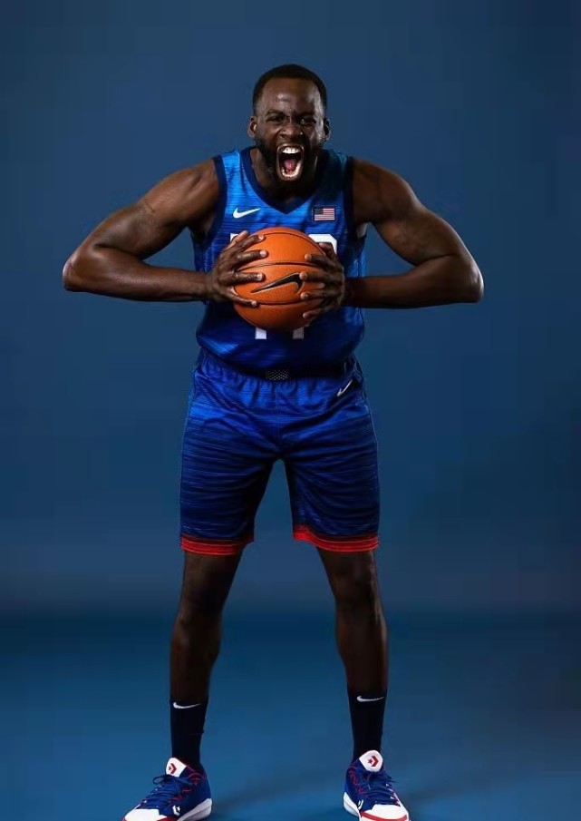 爱游戏APP下载-今晨社区盾传出新动向；门兴格拉德巴赫回应争议；管理层表态——赛场秩序良好；赛季目标并未改变(美因茨vs门兴格拉德巴赫)