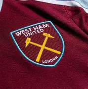 足总杯倒计时，西汉姆国际比赛日止住颓势，细节引发关注，话题不断，年轻球员得到机会的简单介绍