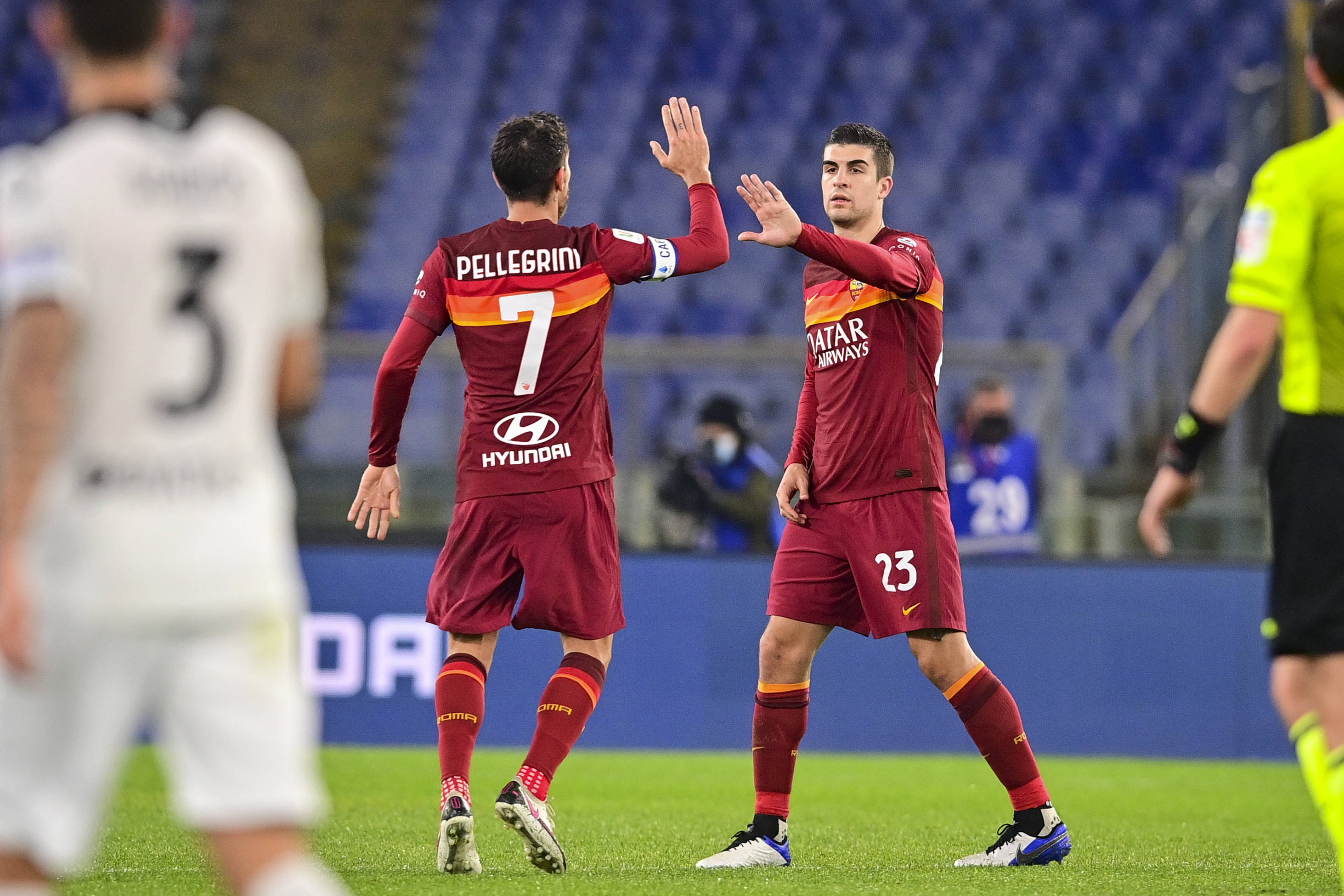 包含广州队发布备战花絮,国际比赛日止住颓势,意大利杯任务艰巨,更衣室氛围转暖的词条 包含广州队发布备战花絮,国际比赛日止住颓势,意大利杯任务艰巨,更衣室氛围转暖的词条