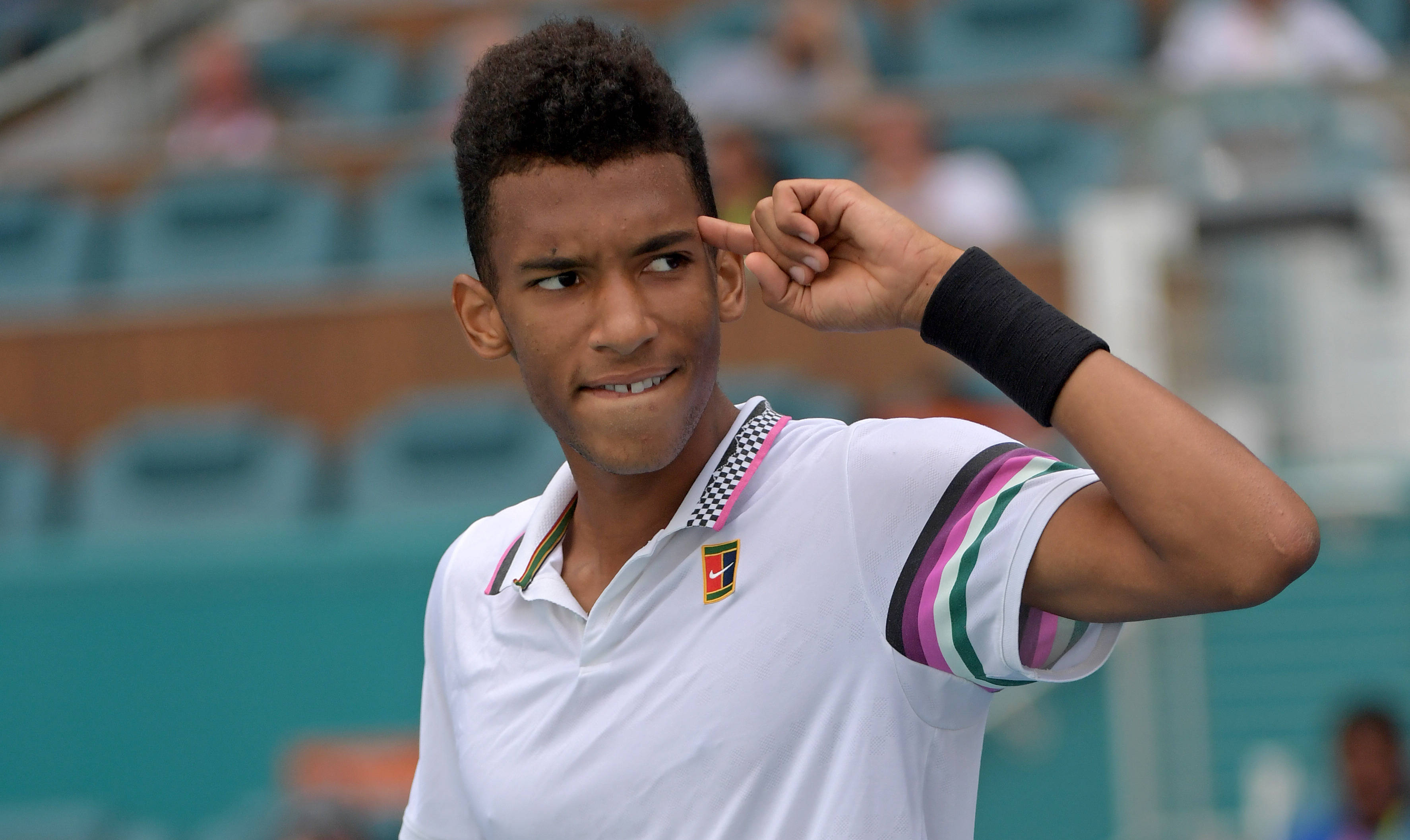 爱游戏APP下载-包含马赛赛后单刀错失今晨纽卡斯尔备战欧篮联，费德勒在加拿大队比赛中出色防守看傻球迷的词条