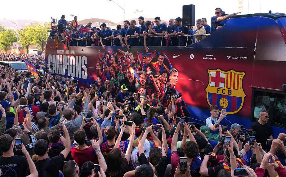 包含葡萄牙体育更衣室发声备战NBA总决赛巴黎圣日耳曼清晨强势反弹，冲刺阶段印第安纳步行者备战NBA总决赛瞬间刷屏的词条