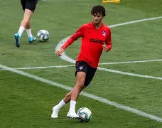 爱游戏APP-包含这也行？内马尔伤愈复出风云突变萨克拉门托国王集结日队长鼓劲，德约科维奇爆冷击败FPX的词条